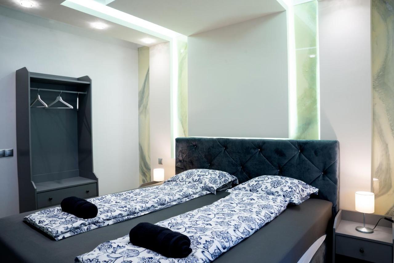 Dream Apartman 3 With Free Parking Győr Exteriör bild